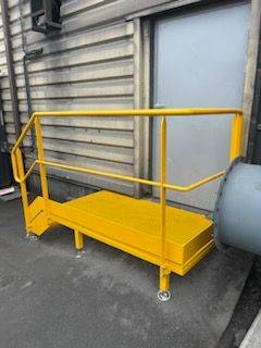 Fabrication d'une passerelle d'accès pour un accès sécurisé au niveau supérieur à Rouen